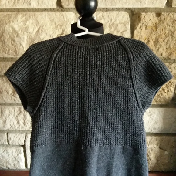 😁Mossimo Sweater/Cardigan - Picture 3 of 6